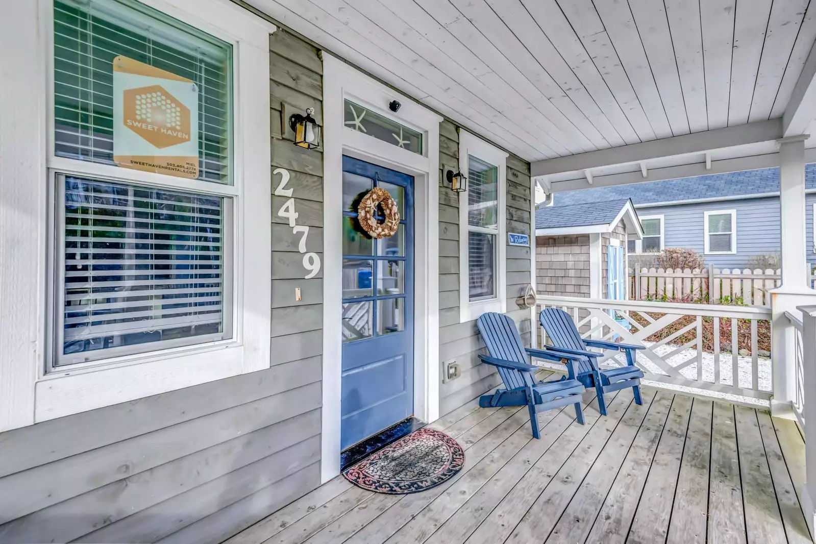 The Stand is located in the Olivia Beach neighborhood of Lincoln City, Oregon.