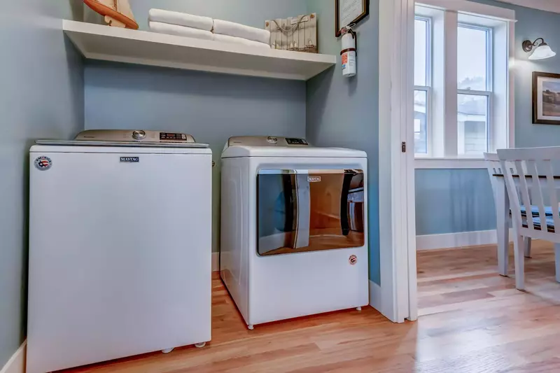 "We had a great stay! House was right next to the pool and had everything we needed." - Michelle