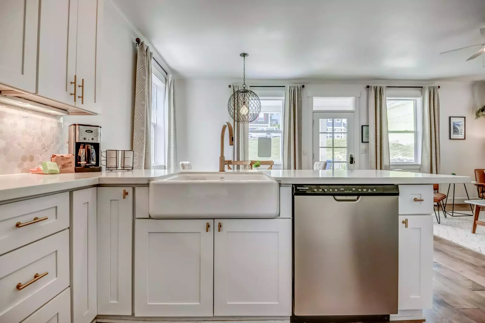 Prepare a delicious meal made from fresh, local seafood.