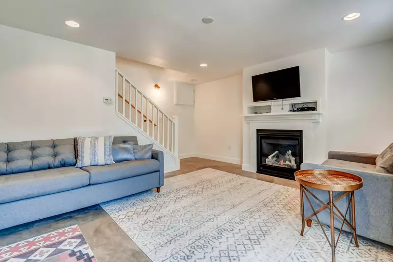 Our team is enthusiastic about ensuring our guests have great stays. Please reach out and we will happily provide local recommendations of all sorts!