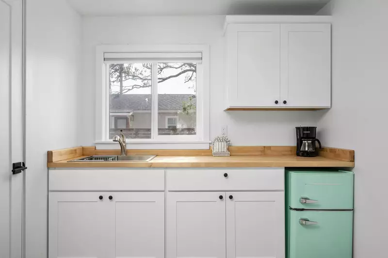 "Super convenient, clean, easy to access. Would definitely recommend to anyone looking for a place to stay at the beach!" - Jennifer