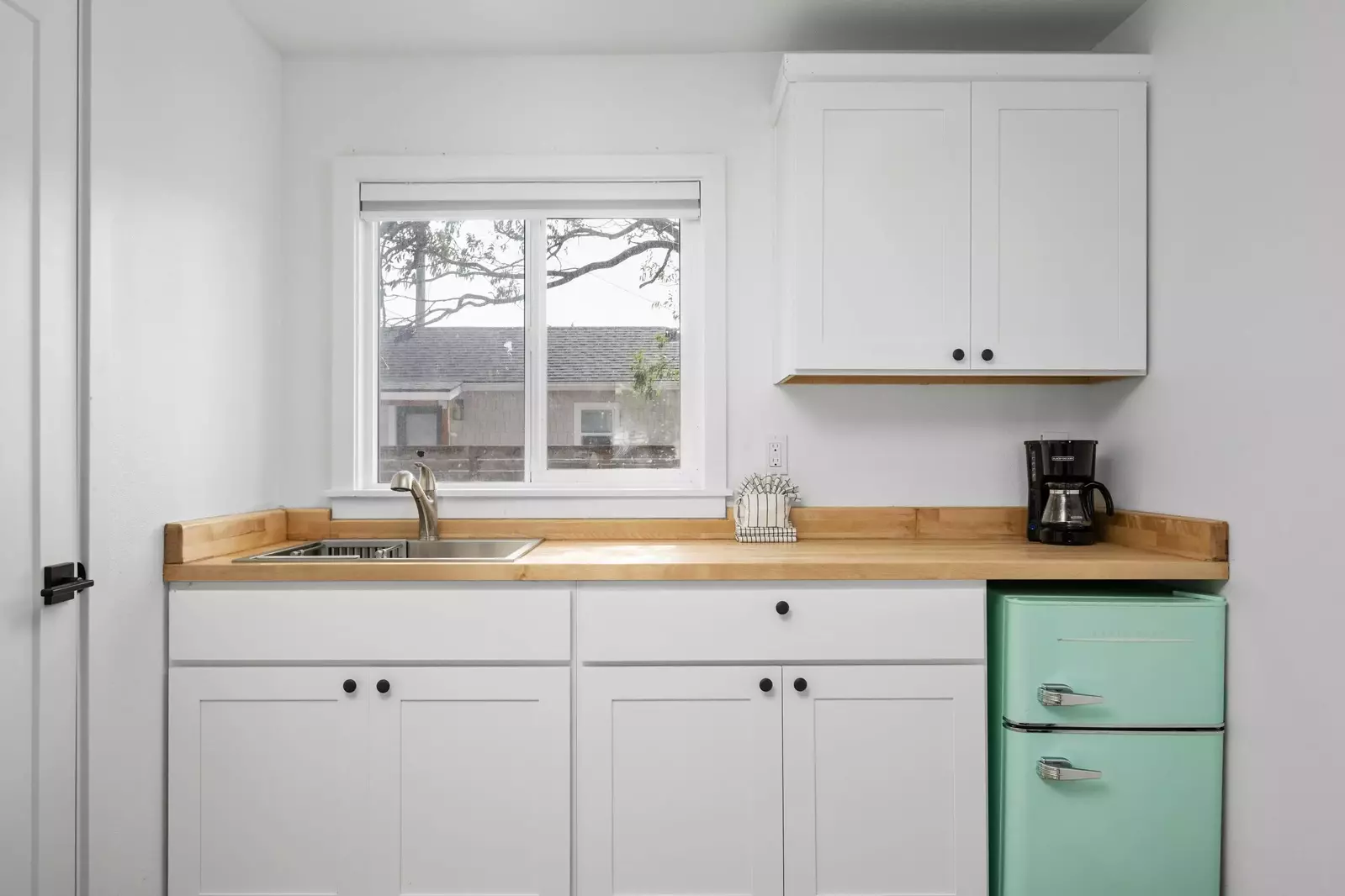 "Super convenient, clean, easy to access. Would definitely recommend to anyone looking for a place to stay at the beach!" - Jennifer