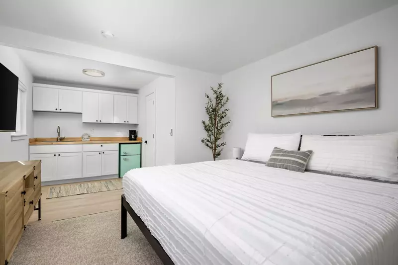 Welcome to the Inn at Rockaway Beach Unit 1. We hope we get to host you at this Oregon Coast rental. Please reach out with any questions.