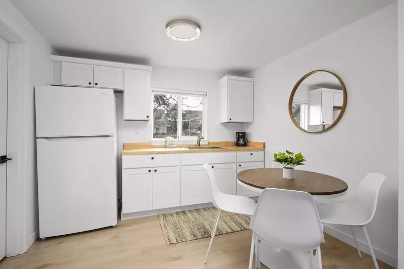 Enjoy a nice meal in the kitchenette area equipped with a mini-fridge, coffee maker, and microwave.