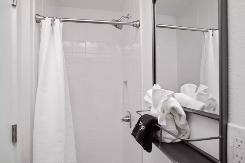 "We enjoyed our stay in this newly updated condo! It was clean and close to town. We loved being able to walk to shops, beach and restaurant!" -Rachel