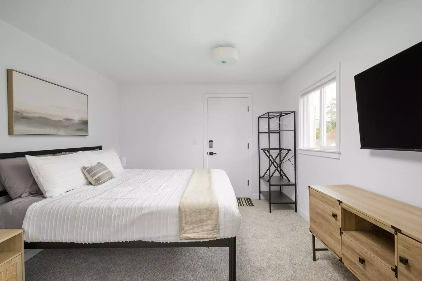 "The room was clean and well put together and in a great location. Would absolutely book with them again." - Meagan