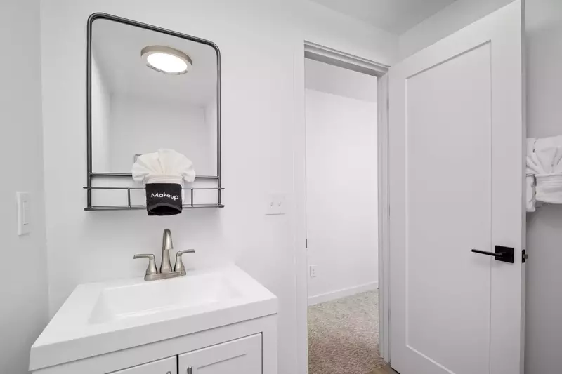 Rockaway Beach is south of Cannon Beach and north of Tillamook. Use this rental as a base camp to explore the Oregon Coast.