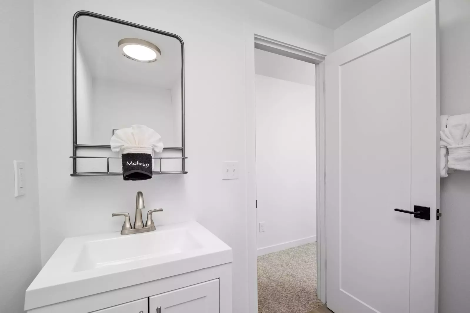 Rockaway Beach is south of Cannon Beach and north of Tillamook. Use this rental as a base camp to explore the Oregon Coast.