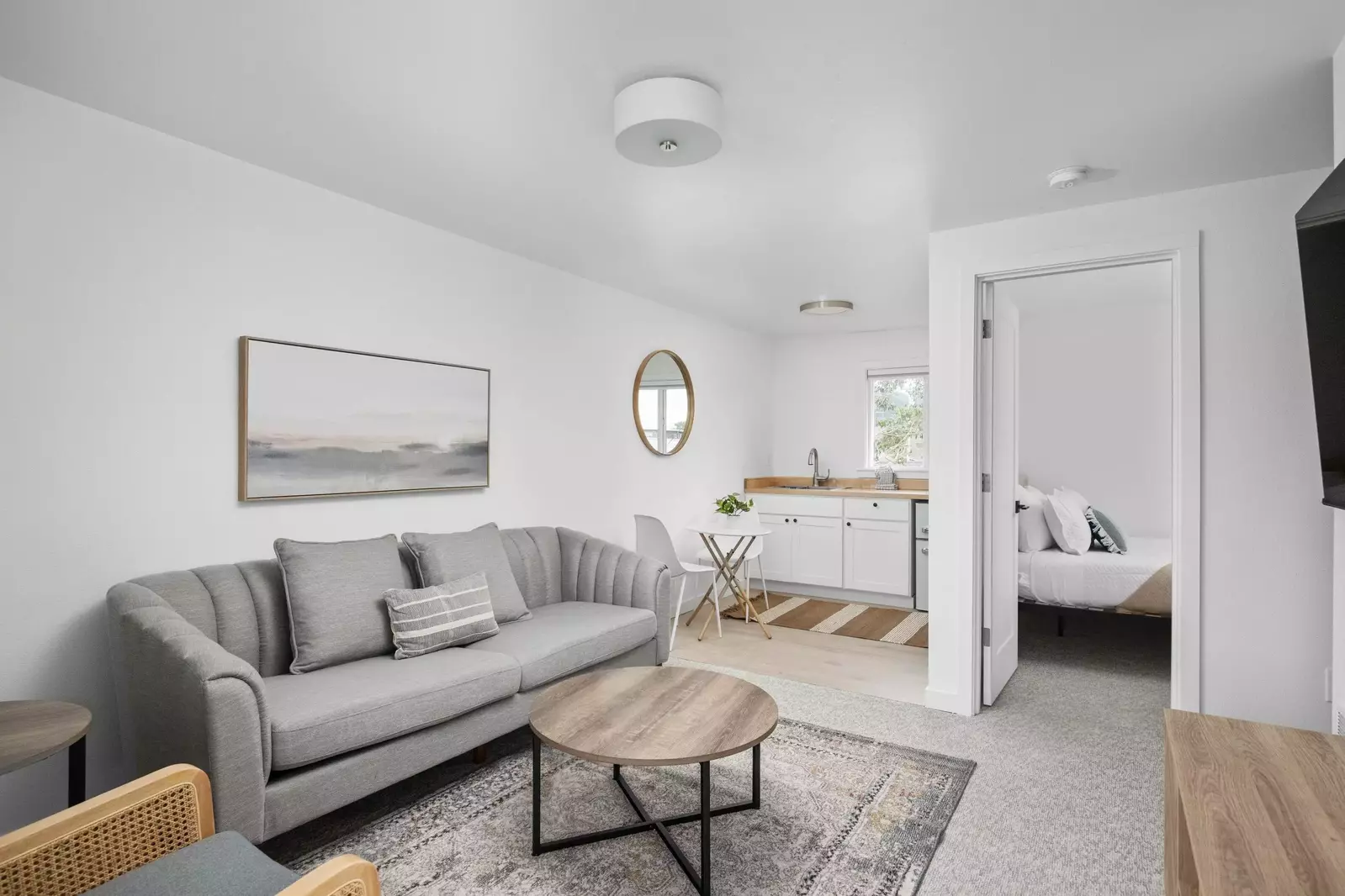 Welcome to the Inn at Rockaway Beach Unit 9. We hope we get to host you at this Oregon Coast rental. Please reach out with any questions.