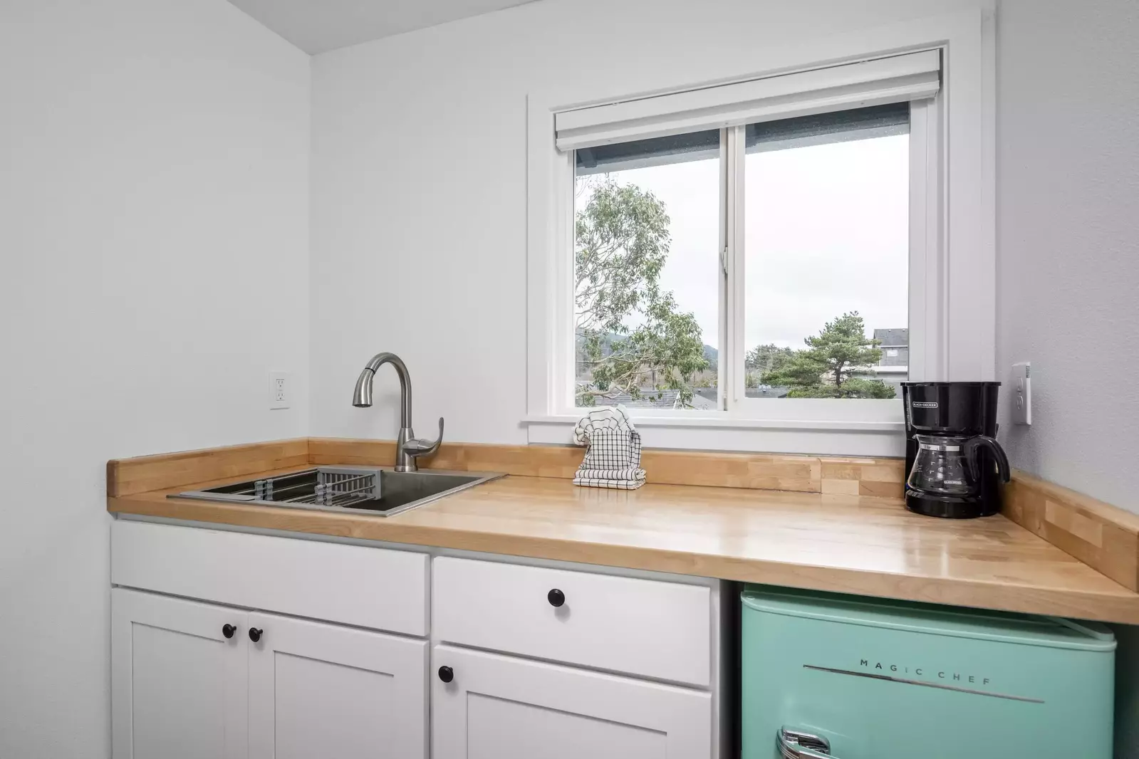 "This beach house was so close to the beach. It was the perfect size for our family. It was beautifully done inside." - Elizabeth