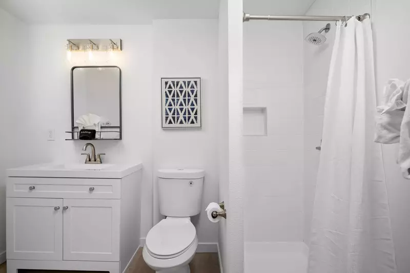 "We loved the area and the unit was extremely clean and well decorated!" - Josh