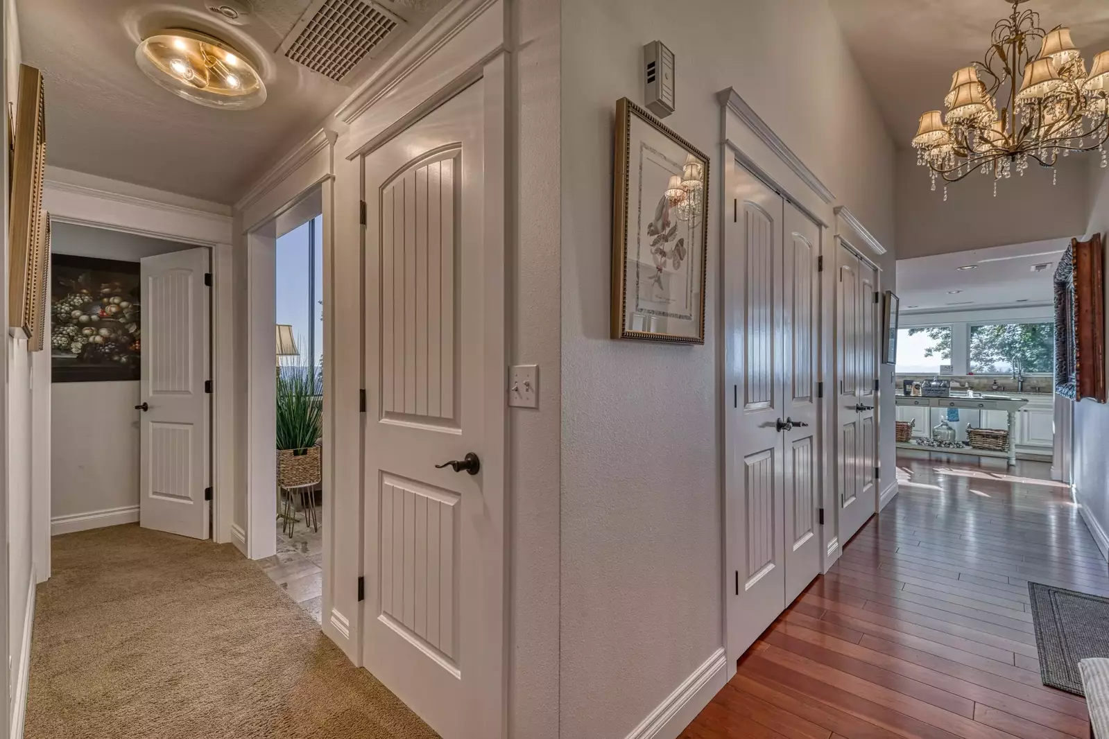 "It was a great home! Very comfortable. Amazing views! Would definitely stay here again." - Maggie