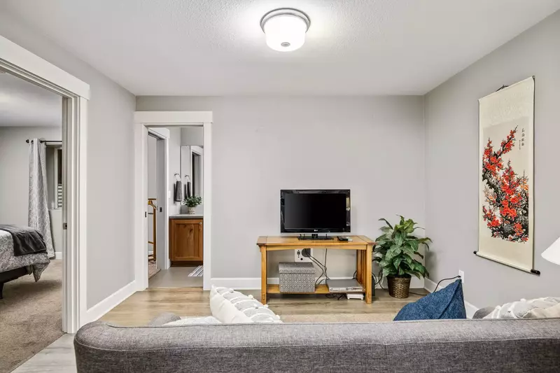 "I couldn't have asked for a better place to stay!  I love Sellwood, I love this place, and I will definitely stay again!" - Laura