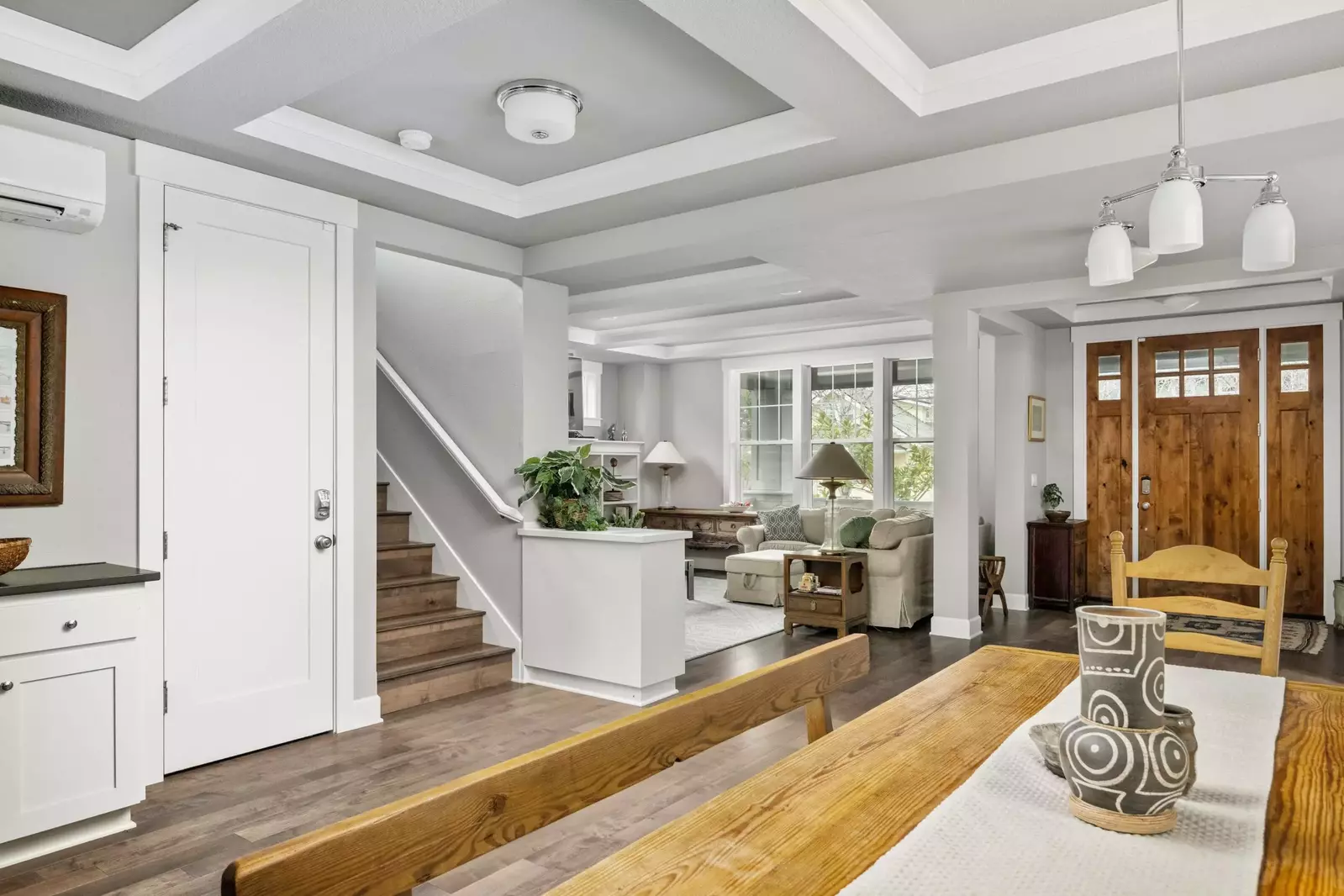 "We particularly enjoyed sitting by the fireplace and playing games a the dining table." - Cynthia