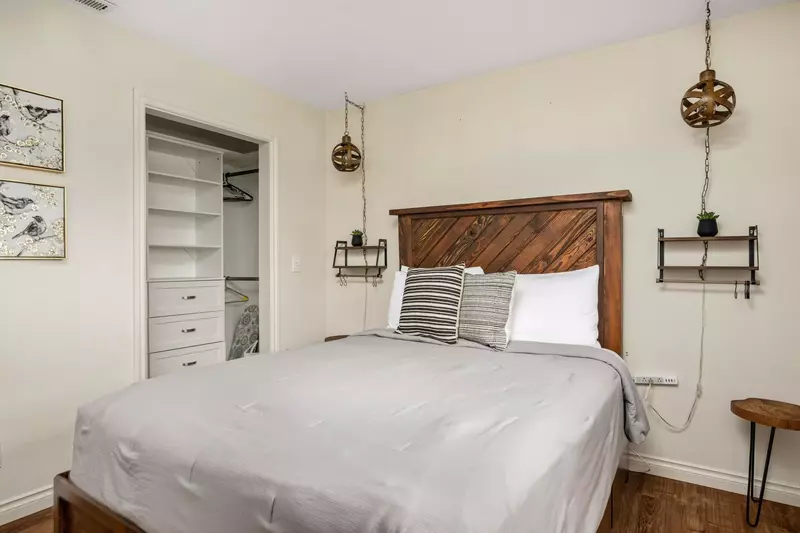 "We enjoyed walking the neighborhood and there is a very nice park nearby." - James