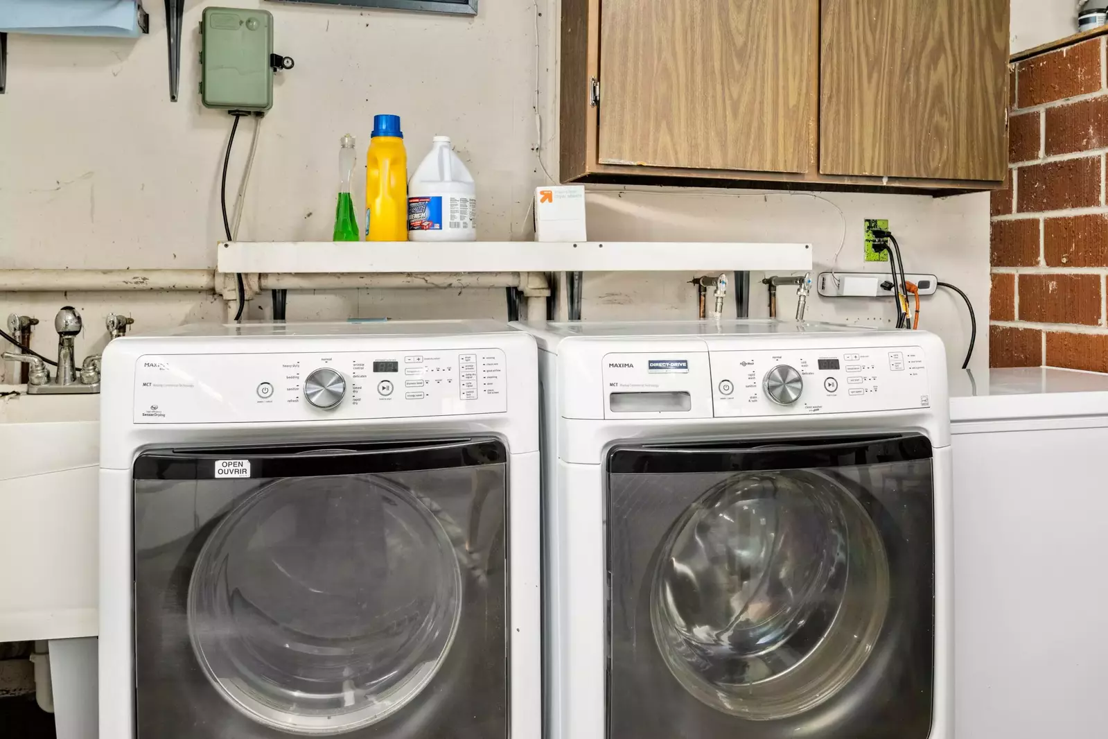This rental has up to date washing machine and clothes dryer for guest use.