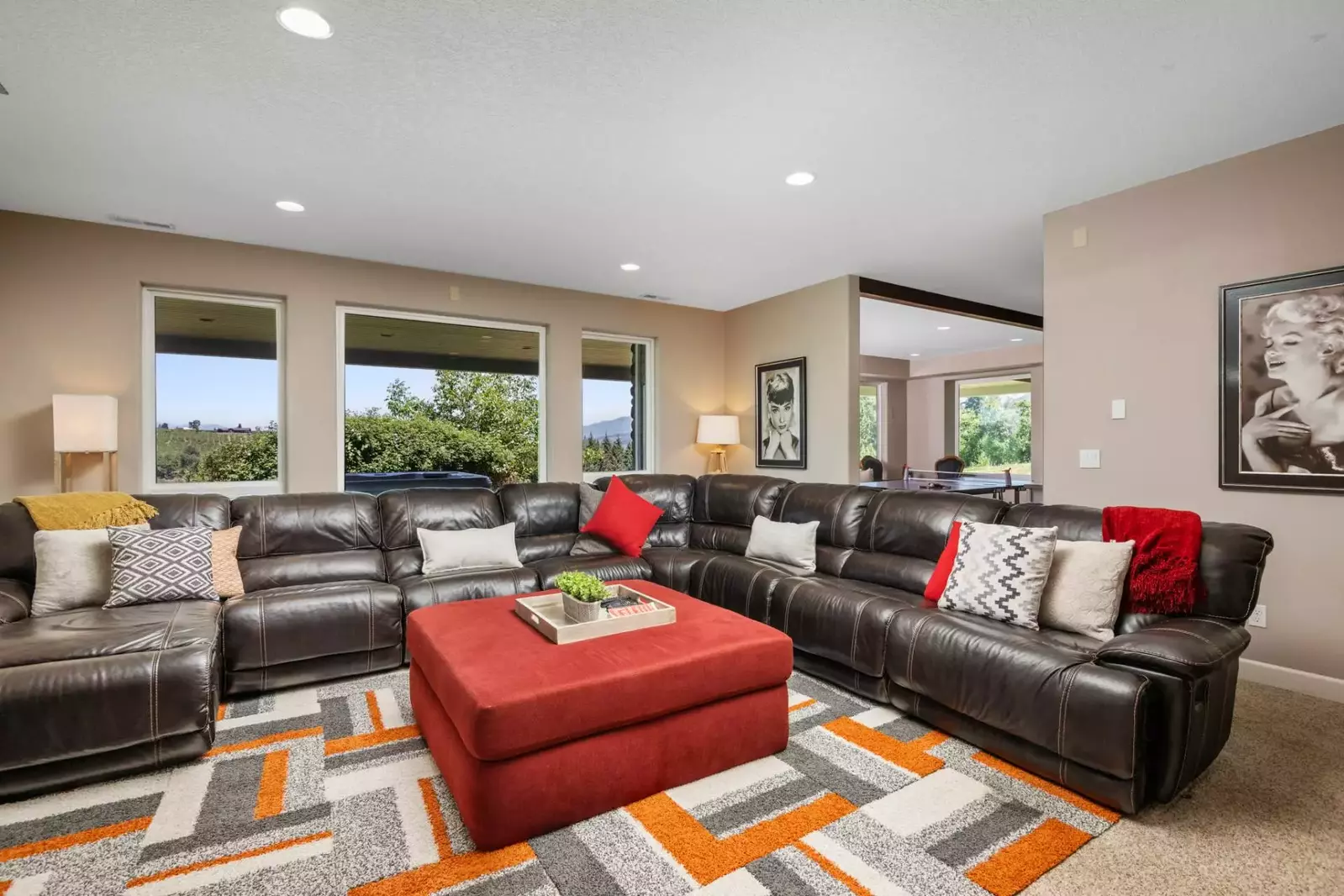 "Beautiful house, great location. Perfect for our family celebration/vacation." - Kelly