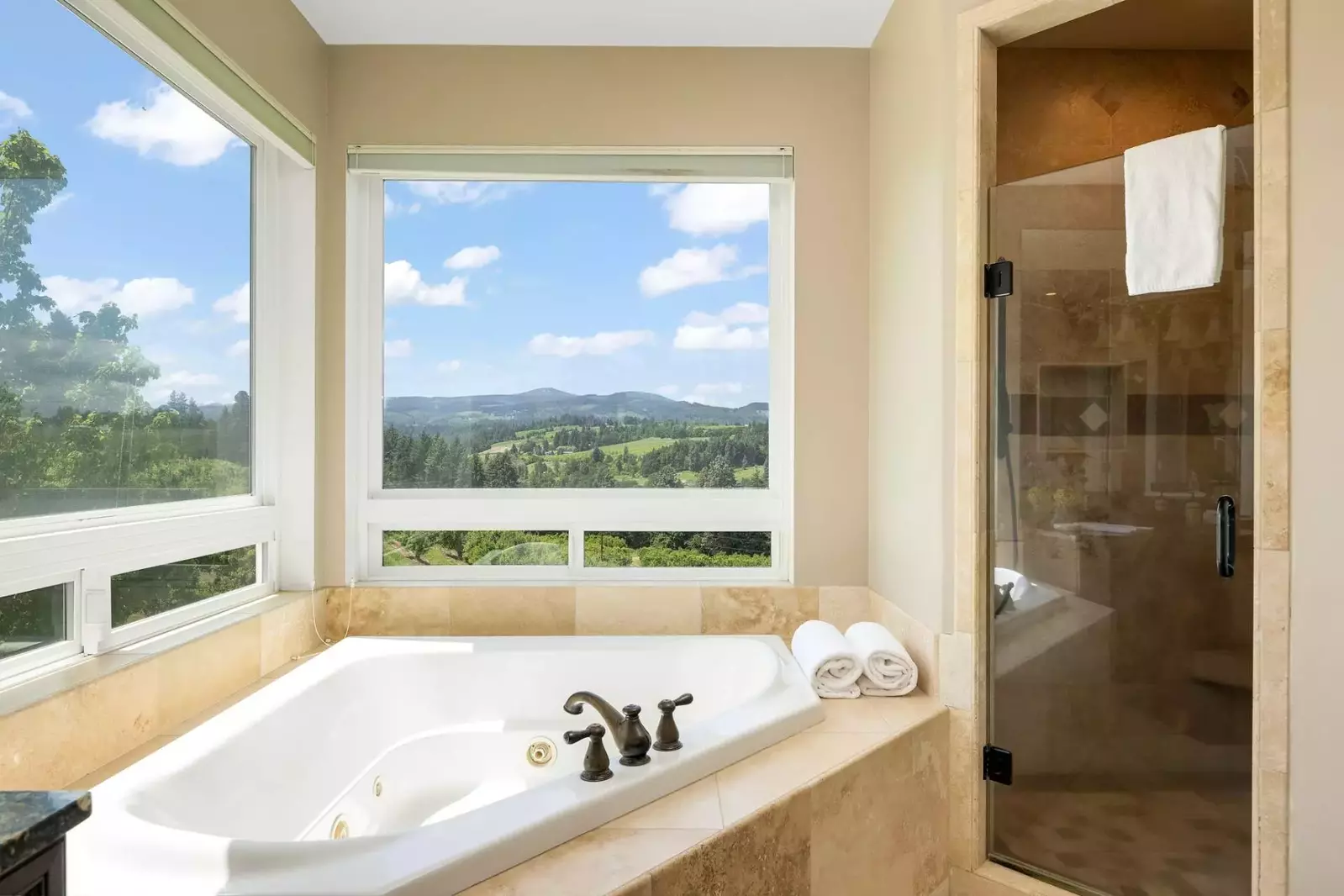 The Columbia River Gorge is a must-see natural wonder. It is full of waterfalls, hiking trails, historic buildings, great food, and more!