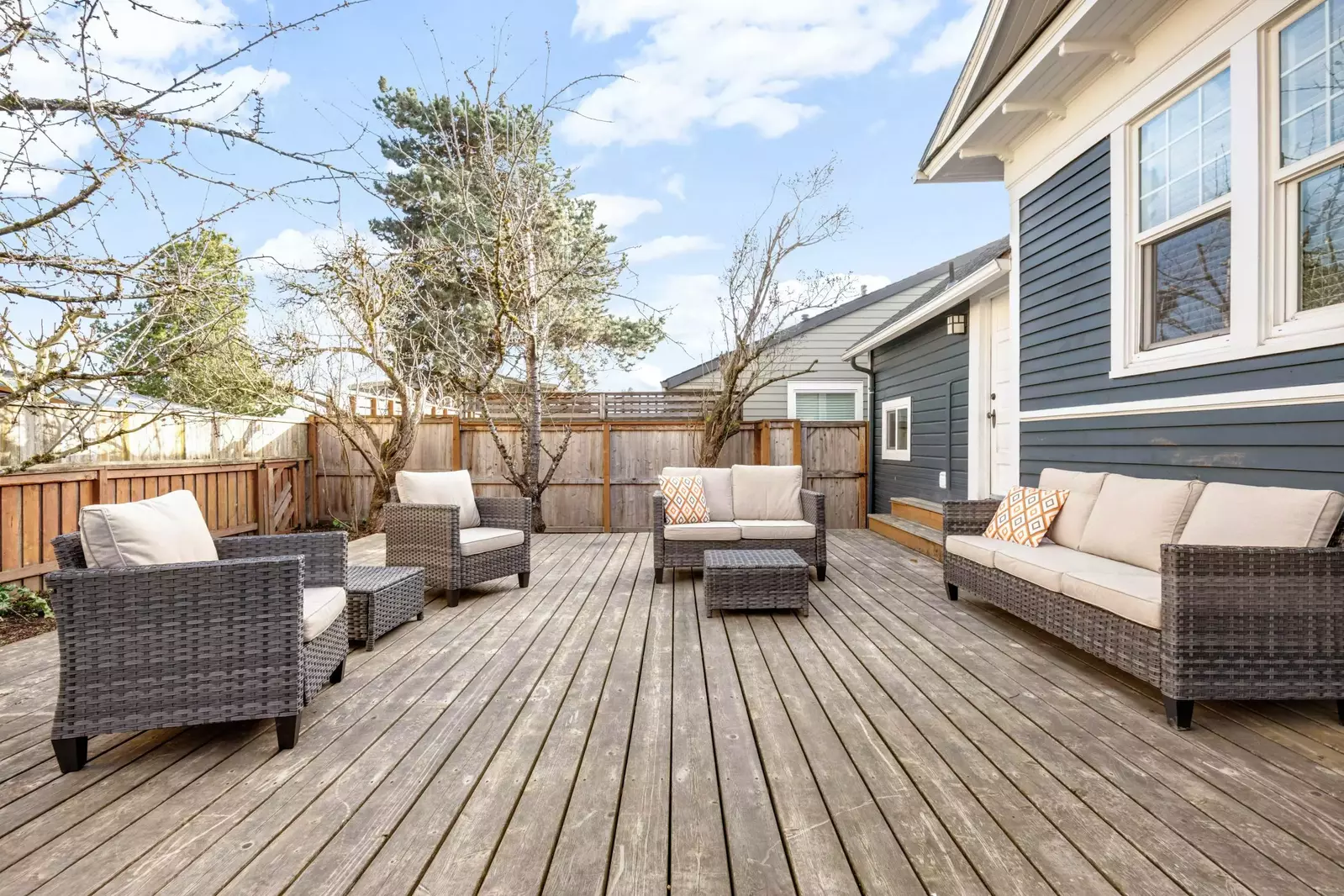 Relax outside on the patio after a fun day exploring the Willamette Valley. Newberg is lovely all four seasons!