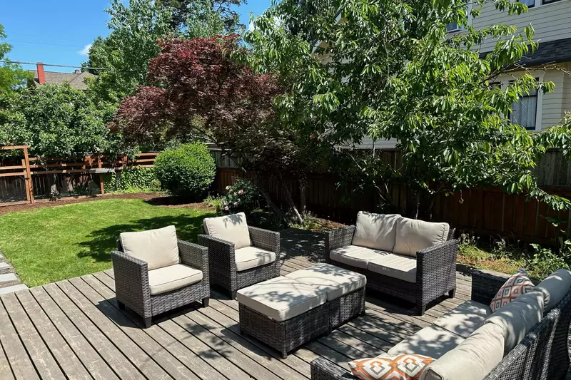 "The location is perfect. Would definitely recommend this property." - Susan