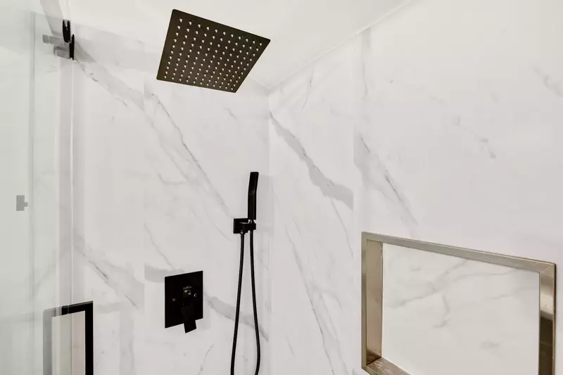 "Nice location and nice home! Will stay again!" - Ali