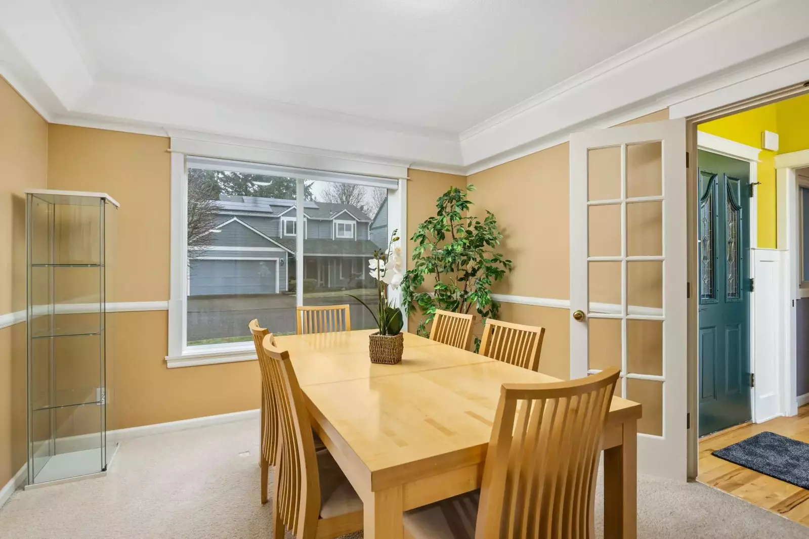 "I had a wonderful stay this past week! The property was clean, comfortable, and exactly as described in the listing." - Joel