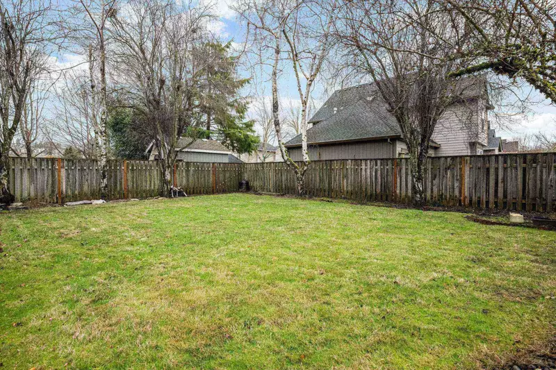 "My whole family stayed here for a graduation celebration and it was absolutely perfect. The house was beautiful, exactly as described." - Medeline