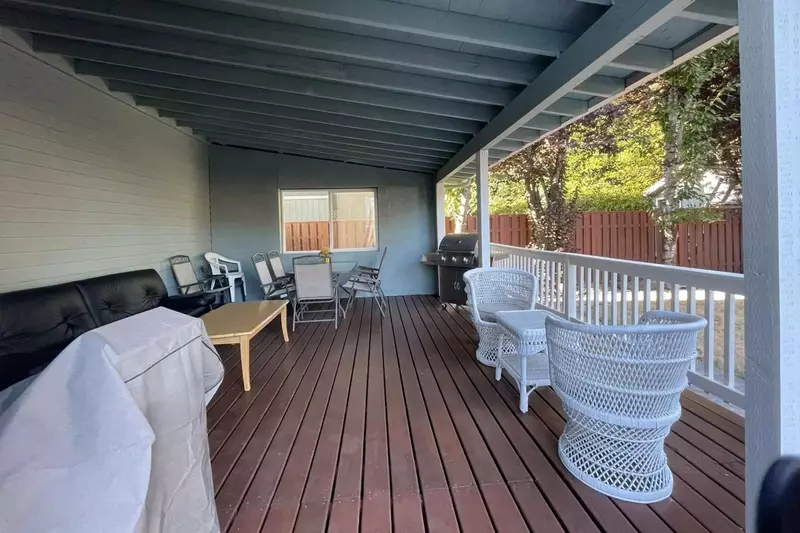 "Excellent place for a family to stay! Felt cozy and had everything we needed." - Olga