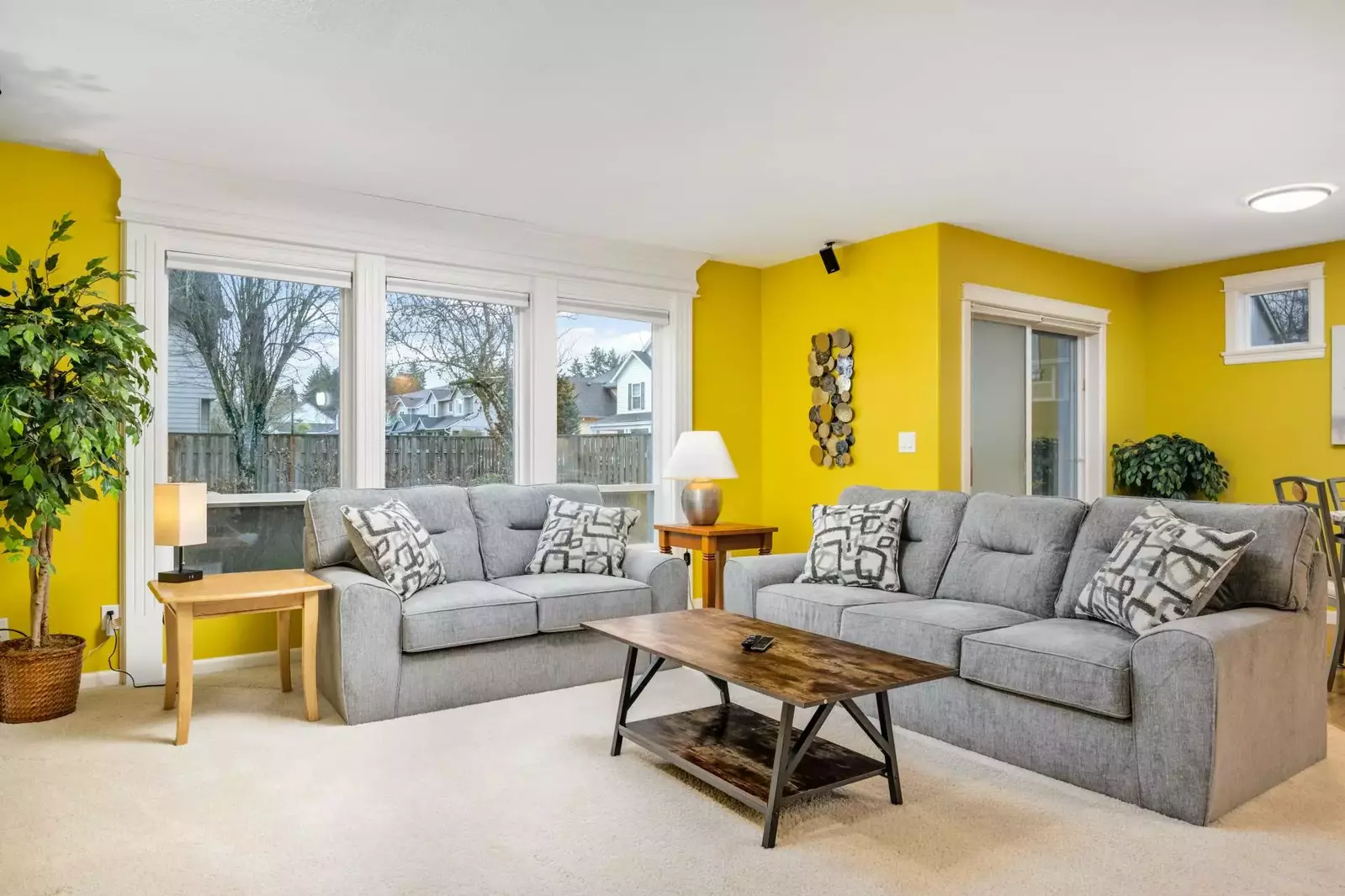 "Great spot that matched the description well. Greatly enjoyed being with family at the house & near other family nearby." - Jose