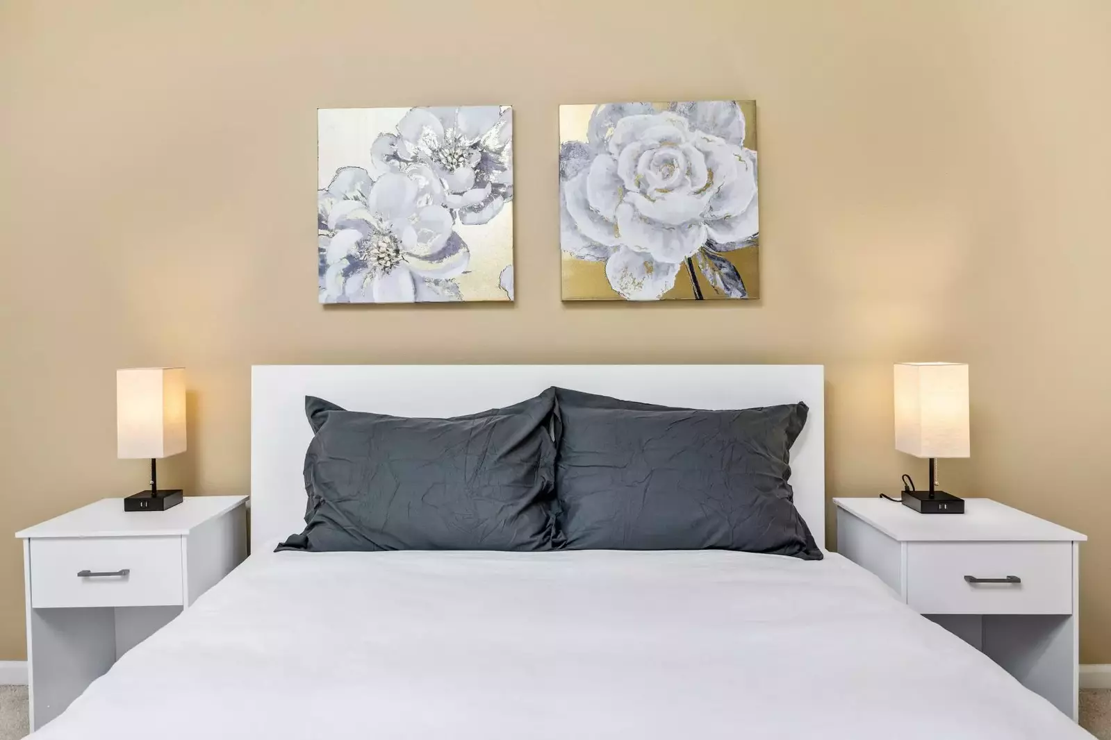 "The place was very clean, nice and spacious. Exactly what we needed. Thanks for a great trip!" - Molly