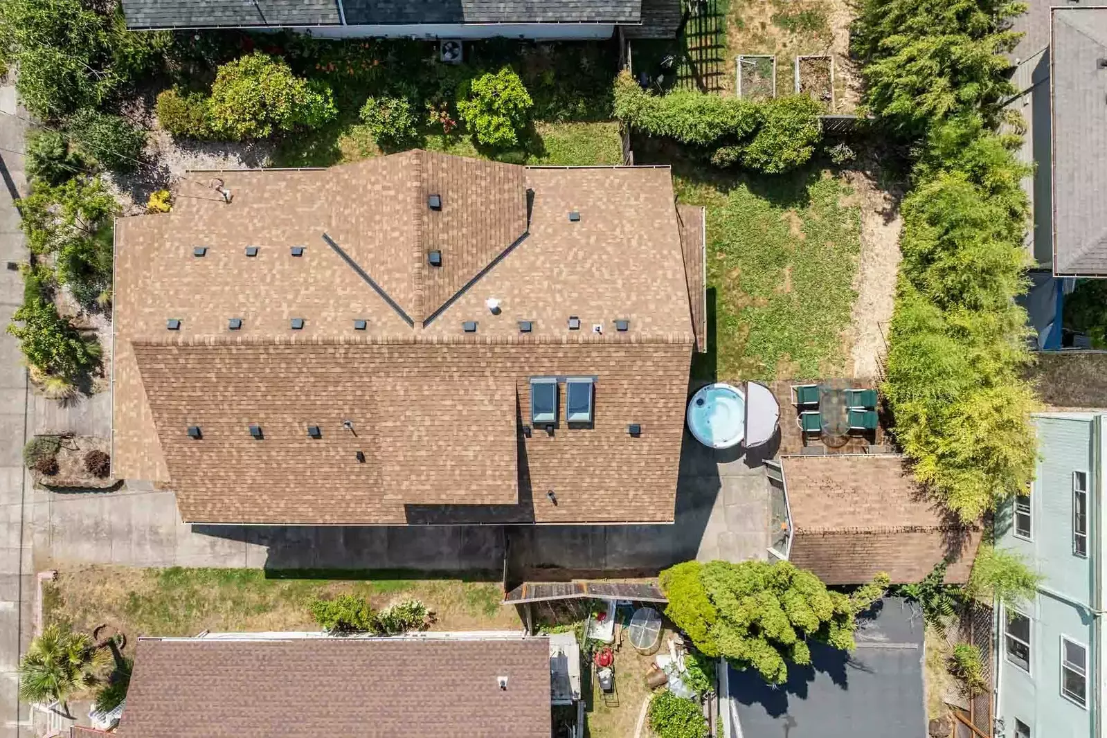 We hope we get to host you at this delightful property. Please reach out to us with any questions. We are happy to answer!