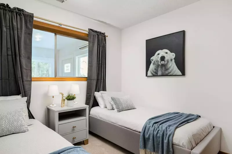 This room has two comfy twin beds.