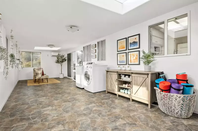 This rental has an up to date washing machine and dryer for guest use.