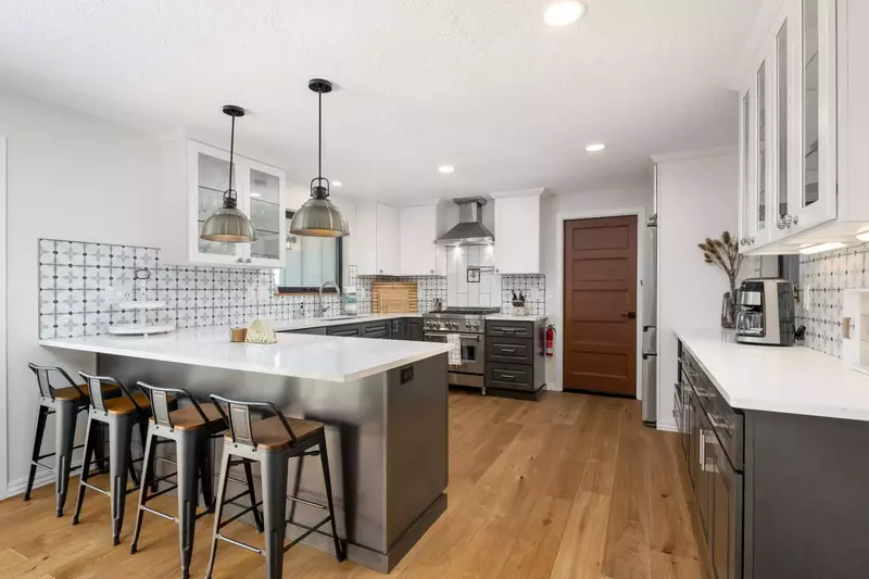 "This home is gorgeous inside. Everything is brand new and it’s beautifully appointed." - Linda