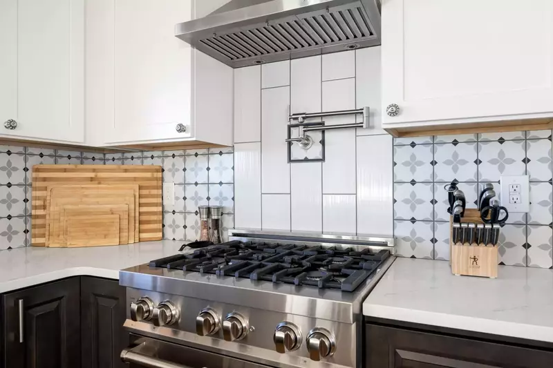 "The home was perfect for our 2 families since the downstairs and upstairs both had 2 bedrooms, 2 full baths and kitchens!" - Theresia