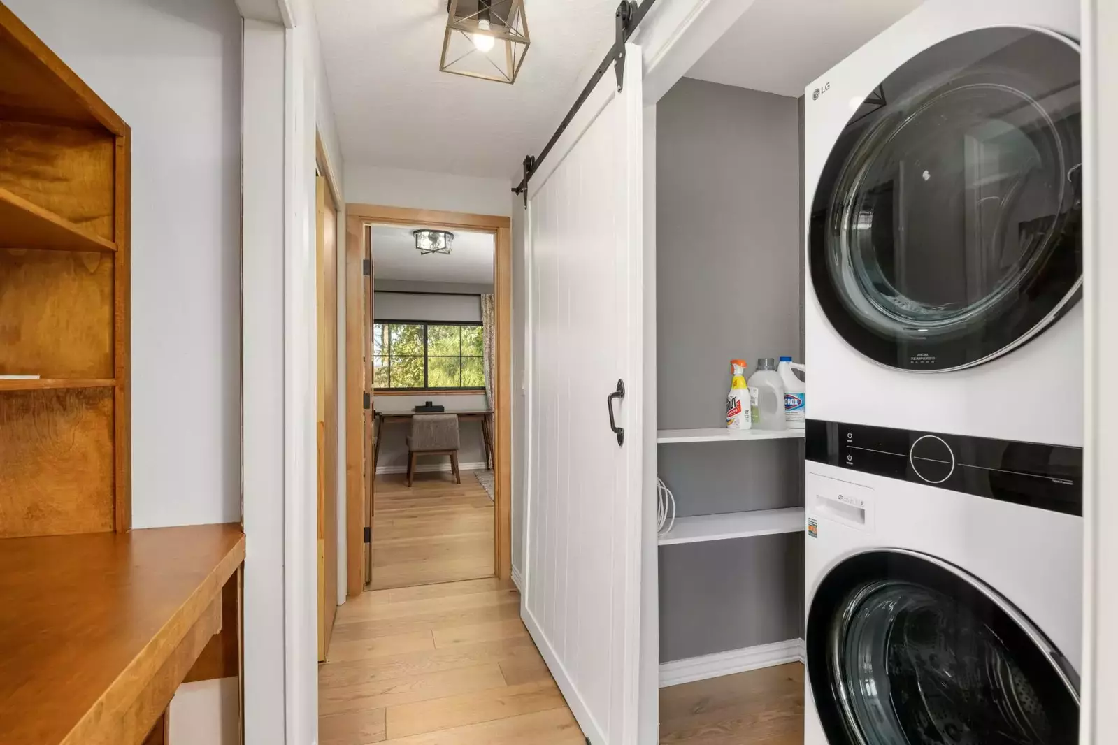 This rental has an up to date washing machine and dryer for guest use.