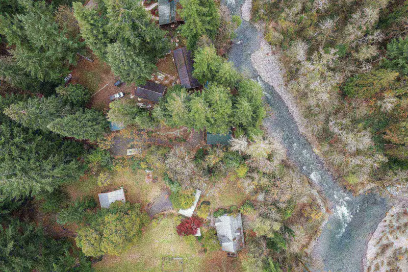 The Columbia River Gorge is must-see natural wonder. It is full of waterfalls, hiking trails, historic buildings, great food, and more!