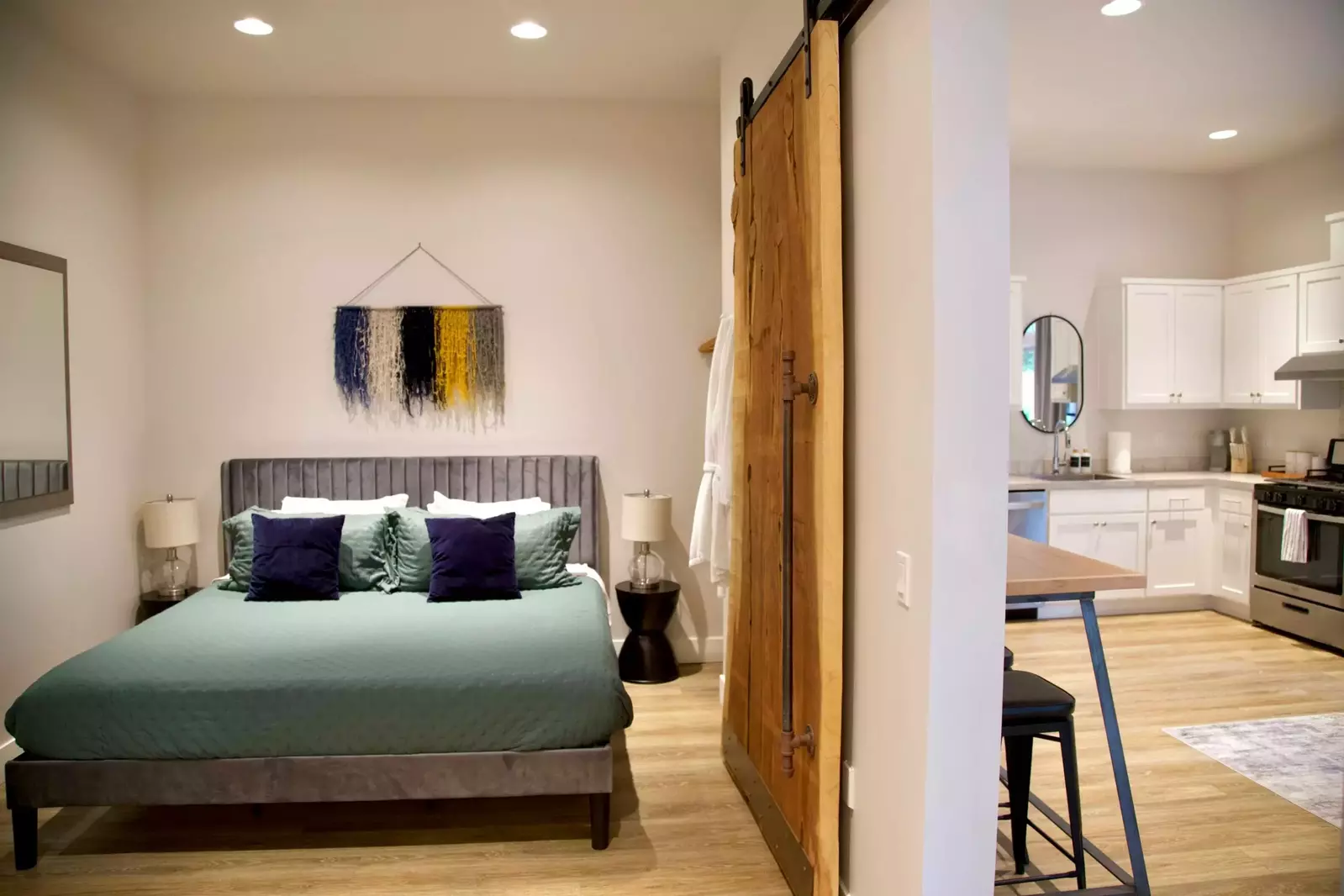 The place has everything you need for your stay! The property is great & in a good location! Decor is on point. I would definitely stay again -Jessica