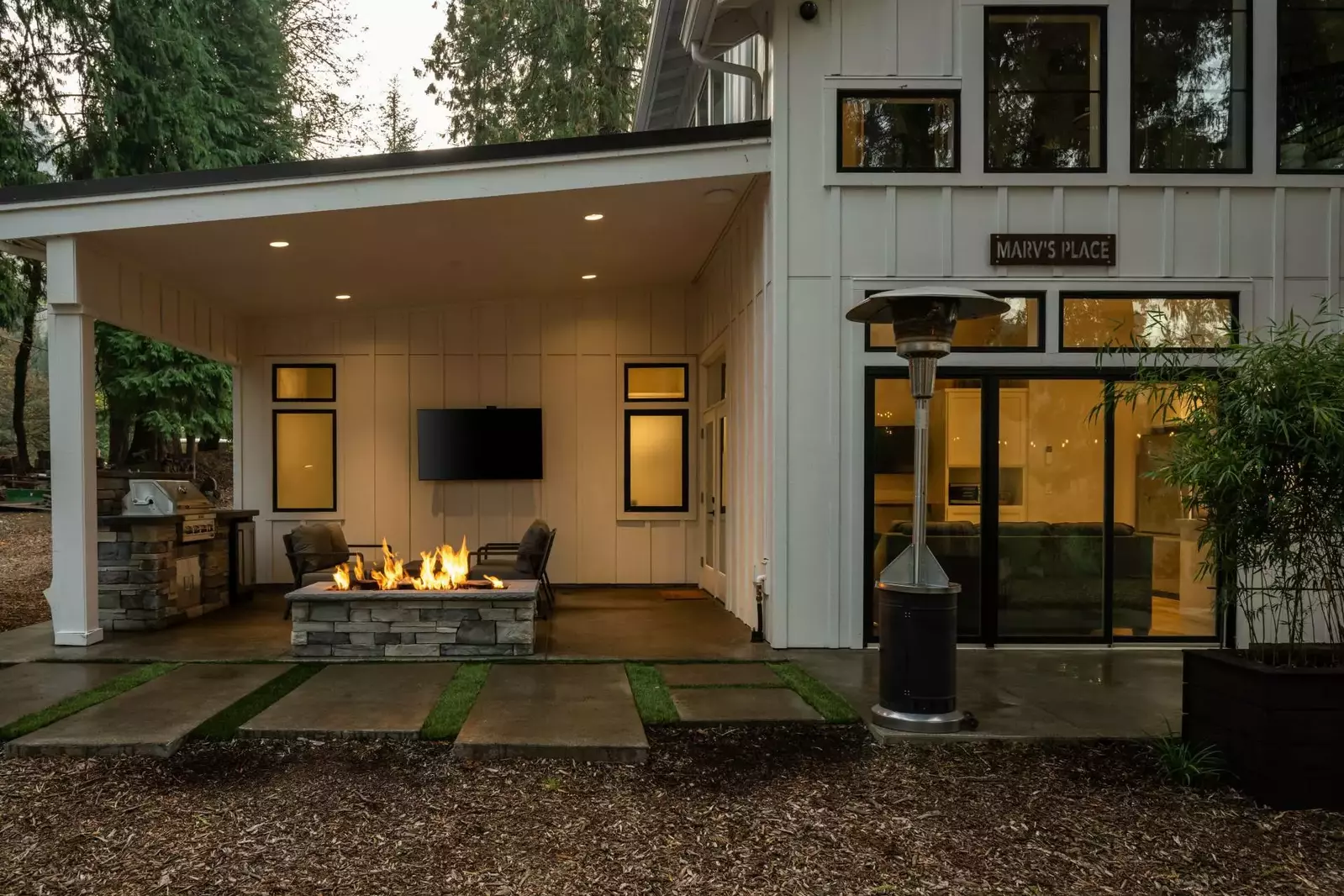 "The rental was clean, owners were kind, and the atmosphere was so peaceful. I will stay again." - Deisa