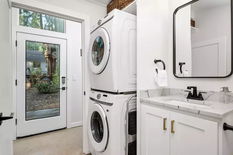 This rental has an up to date washing machine and dryer for guest use.