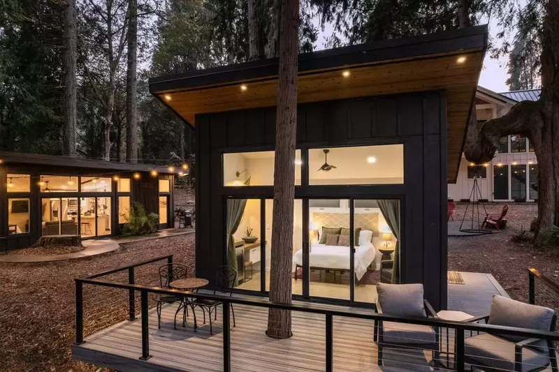 "We loved it! Excellent service at anytime! Beautiful view to the river. So peaceful! We definitely going back there!!!" - Zaida