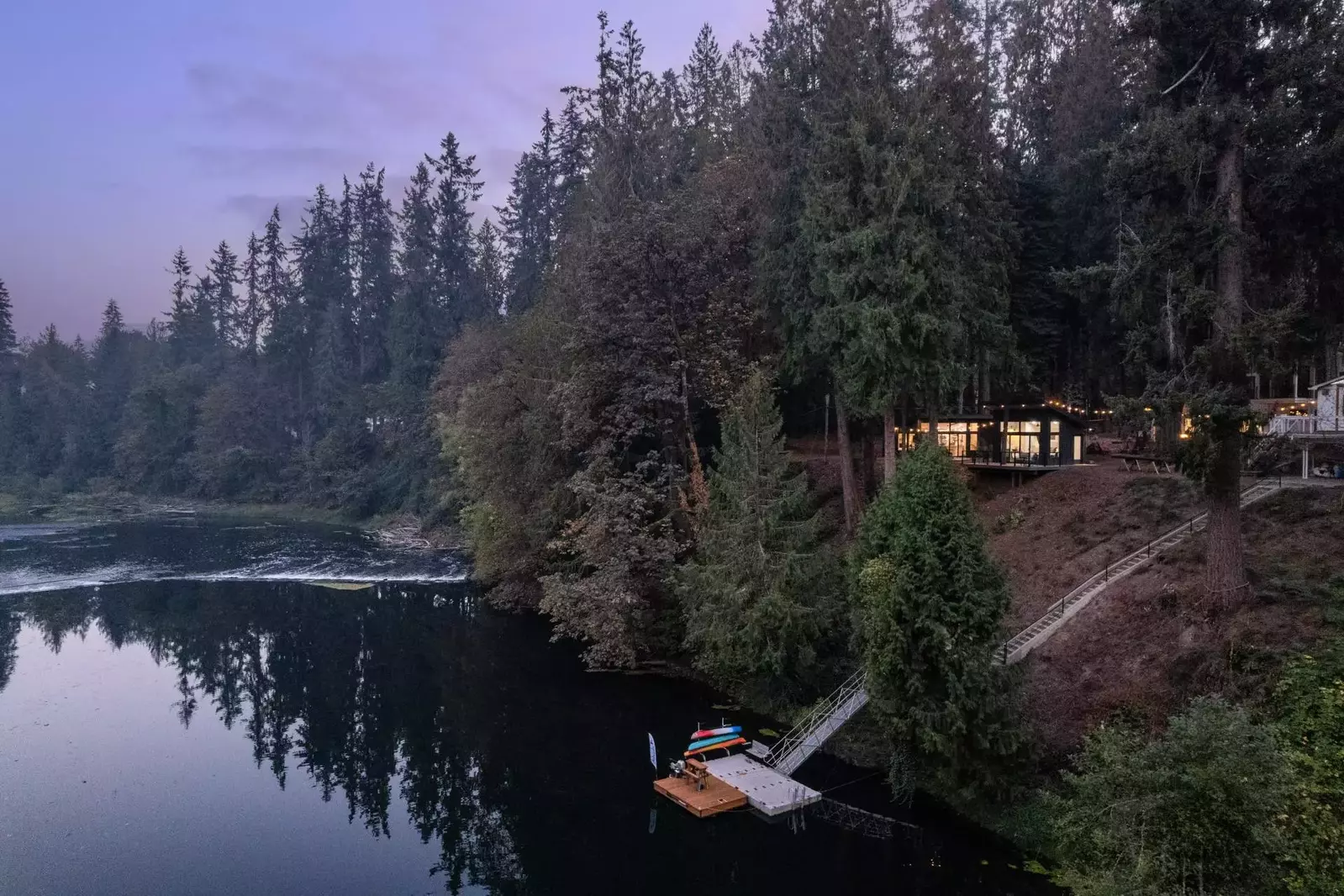 "Both "the Goat Shed" and the "Zen Den" are beautiful. The setting is lovely." - Stacey