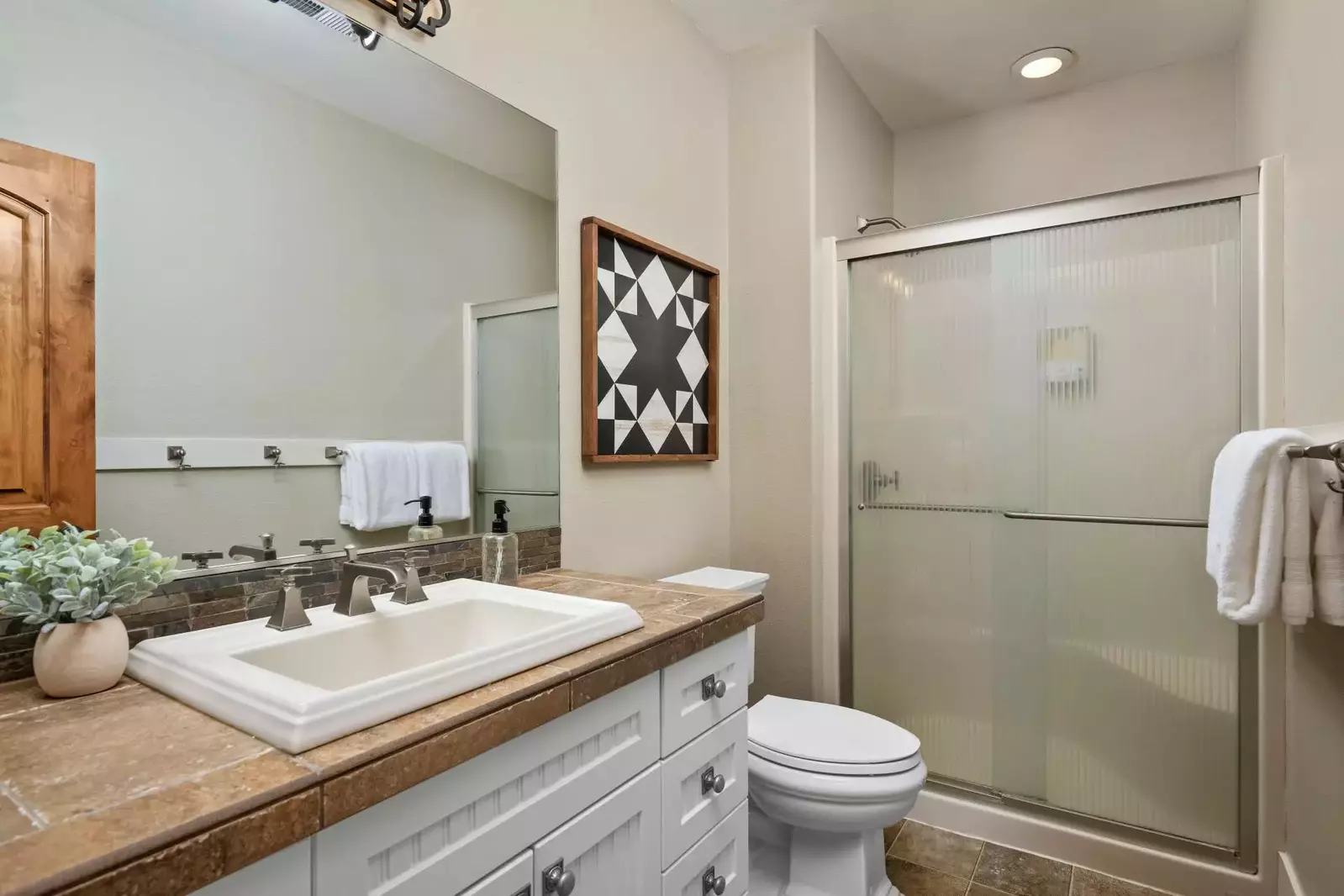 All the bathrooms are built with excellent materials, and have excellent water pressure.