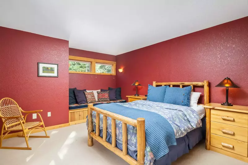 Sleep in and treat yourself to a chill day. You deserve it, you're on vacation!