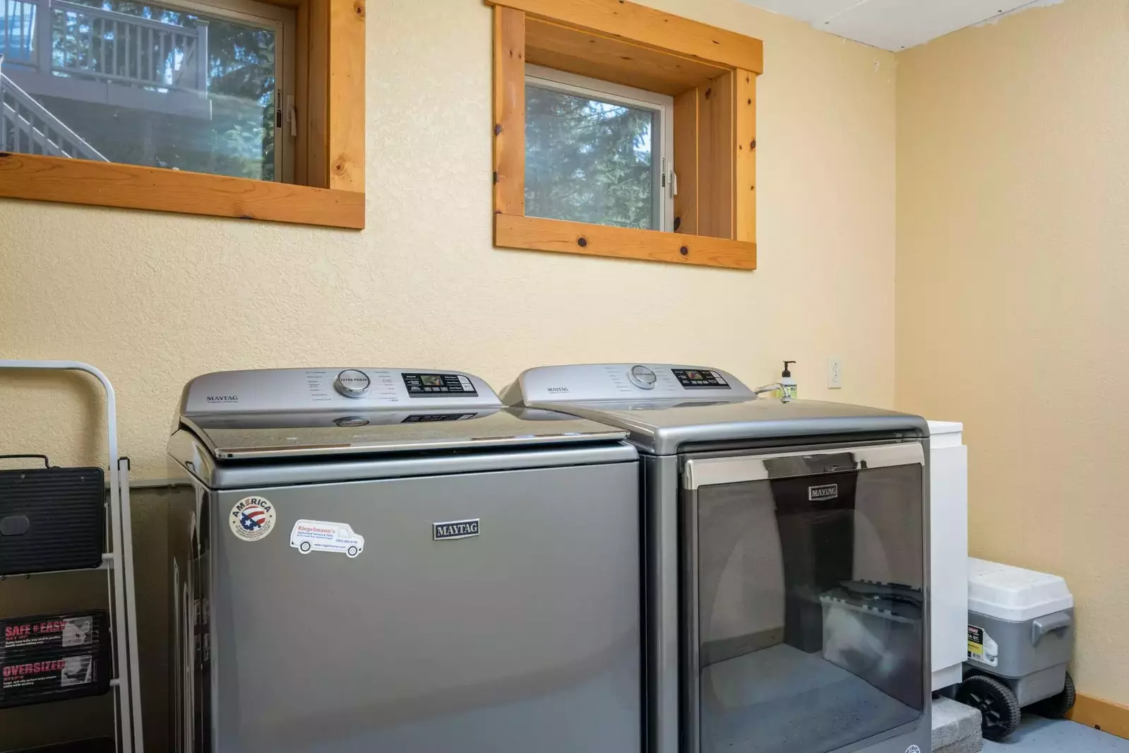 This rental has an up to date washing machine and dryer for guest use.