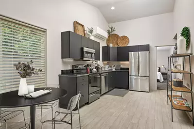 Cook delicious meals for breakfast, lunch, and dinner in this fully equipped kitchen. We suggest grabbing some ingredients from a local farm.