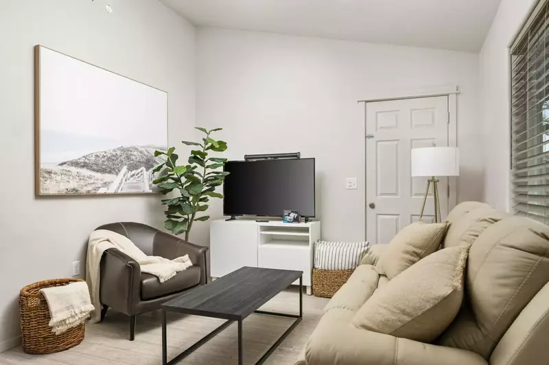 "Really enjoyed our stay... very close to where i needed to be.. pet friendly.. and all the necessities." - Bill