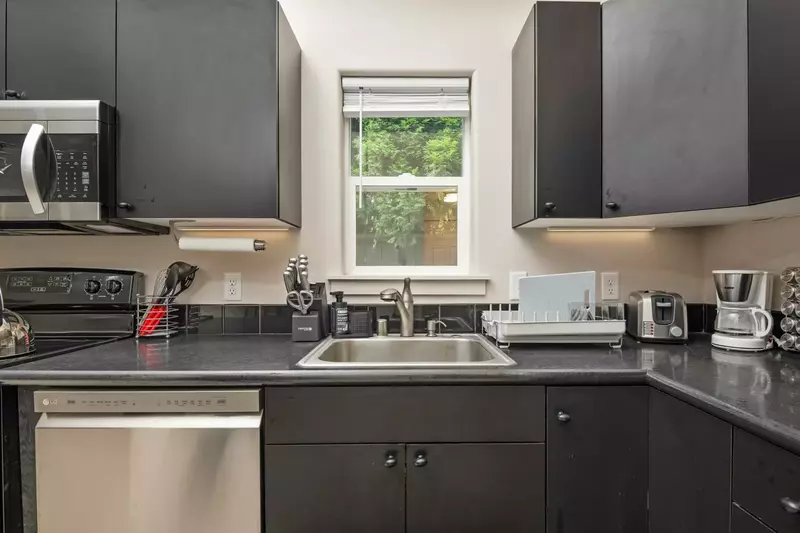 "All the comforts. Property Management was very communicative. Simple check-in for a home-like stay." - Pamela