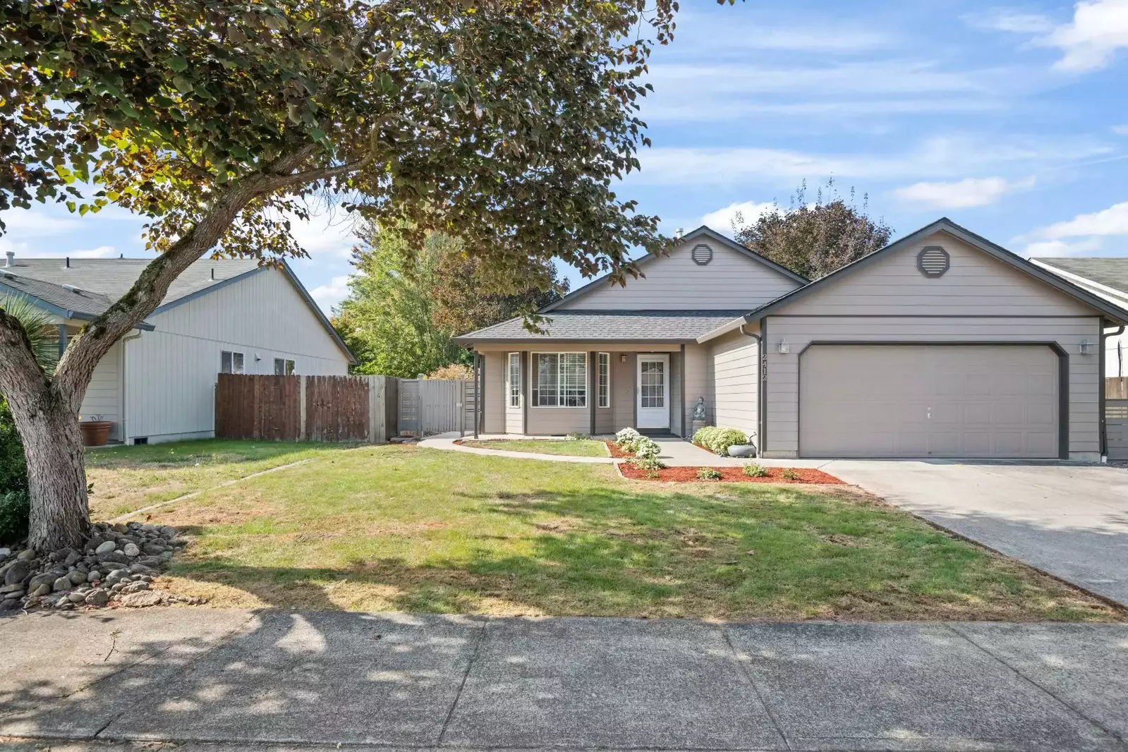 Vancouver is a lovely city right at the start of the Columbia River Gorge. There are lots of fun restaurants, shops, hikes, and more!