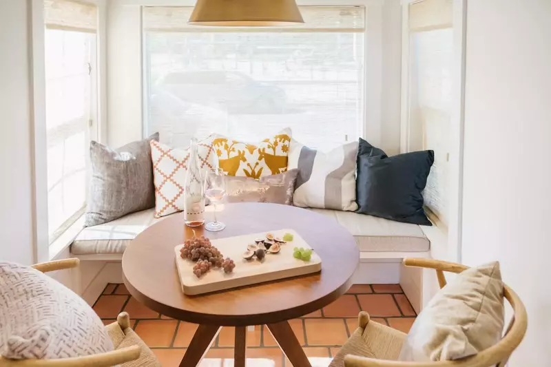 "Great home, very convenient to downtown, loved being able to walk to coffee and stores" - Mike